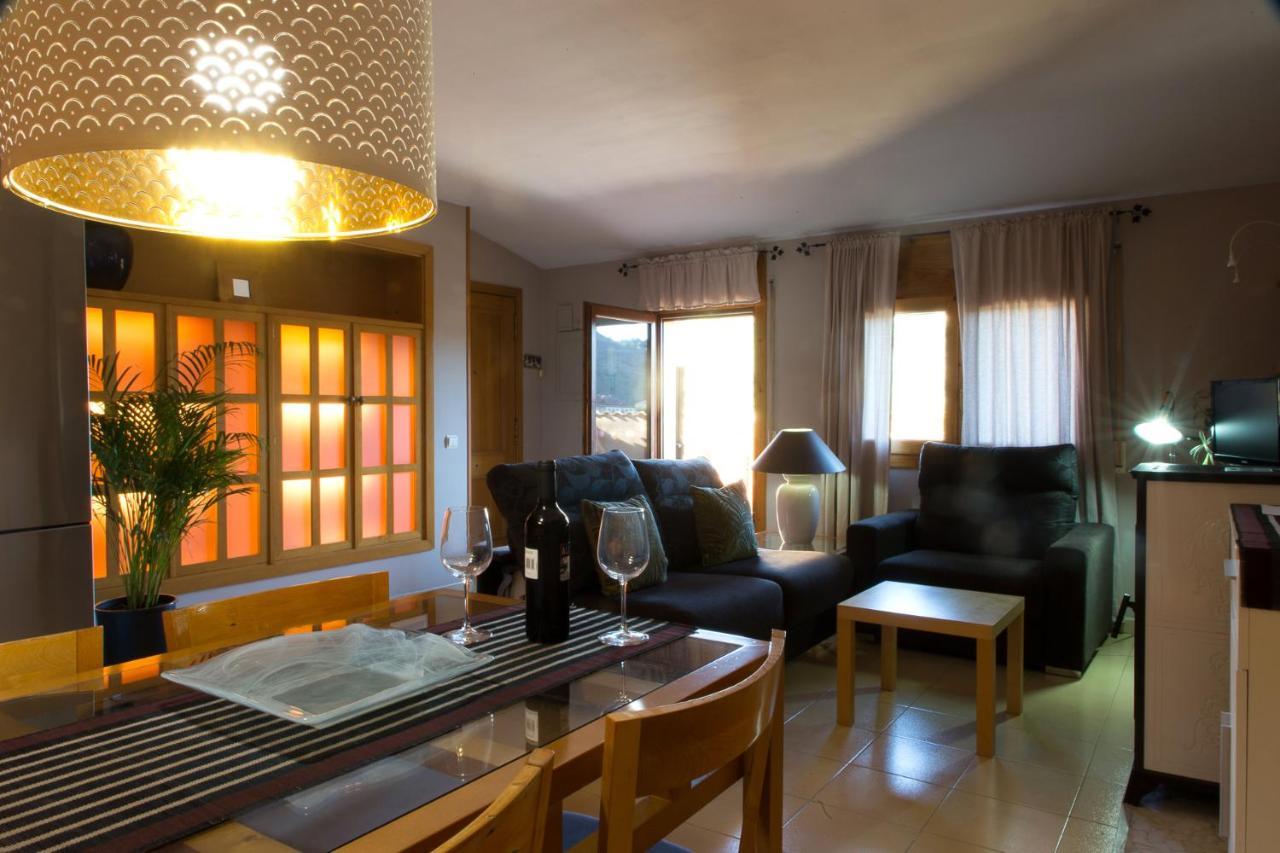 Atico Con Terraza En Graus-Pirineo De Huesca Appartement Buitenkant foto